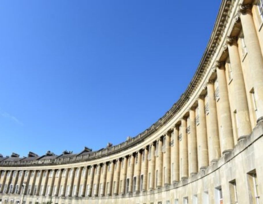 royal crescent bath with blue sky